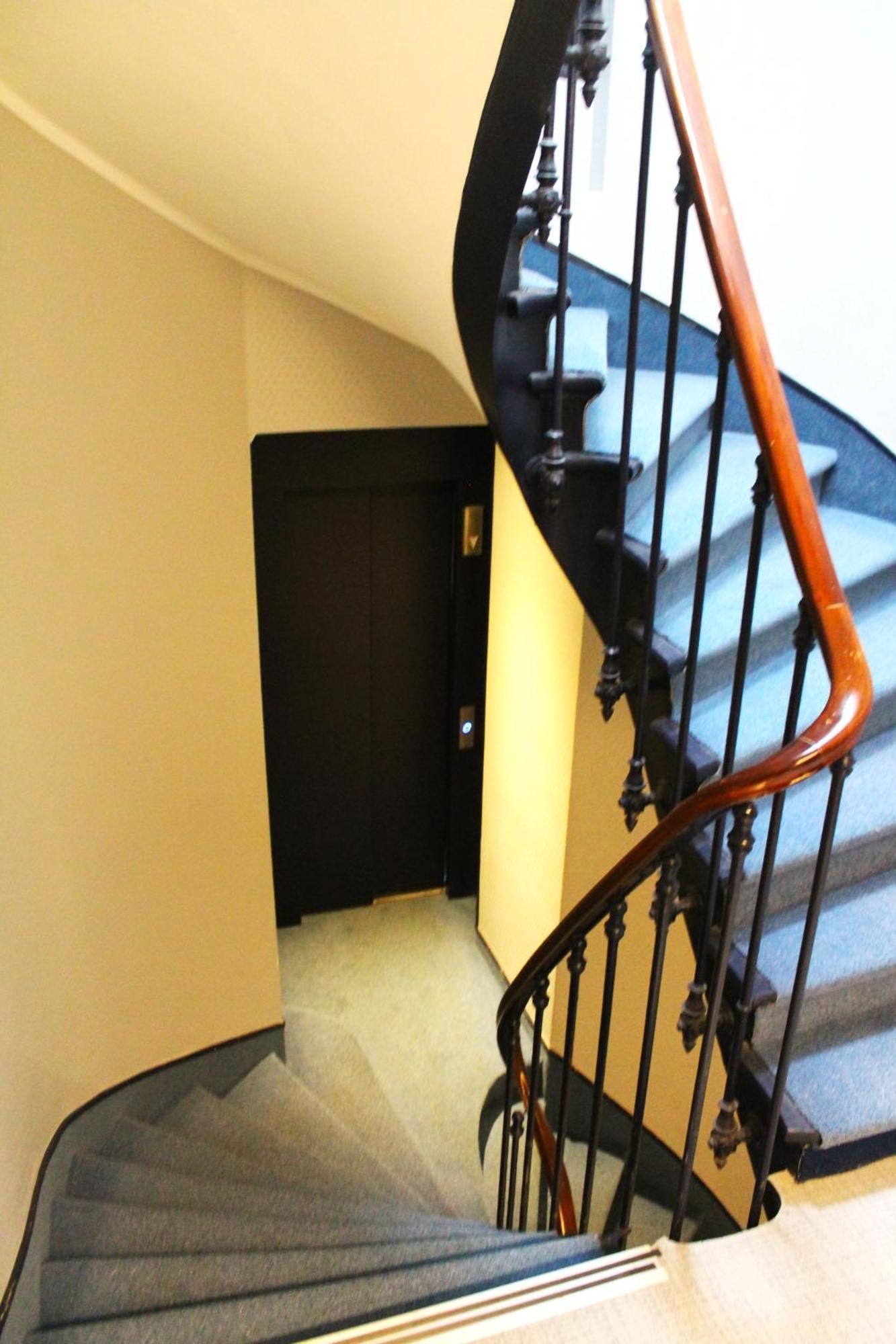 Avia Hotel Saphir Montparnasse Paris Exterior foto